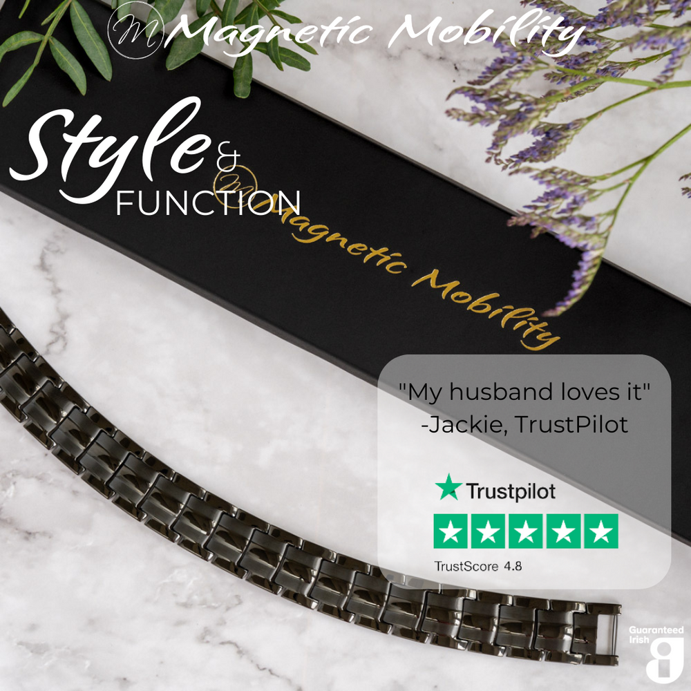 
                  
                    Load image into Gallery viewer, Top view of the Ashe Night Double Strength 4in1 Magnetic Bracelet from Magnetic Mobility with a Customer review from Trustpilot stating &amp;quot;My husband loves it&amp;quot;. 
                  
                