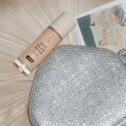Catrice Soft Glam Filter Fluid - 30ml / 010 Fair-Light