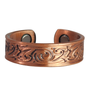 
                  
                    Load image into Gallery viewer, Feverfew copper ring by Magnetic Mobility featuring an intricate Irish design. This adjustable ring is designed to be easily worn on arthritic fingers, providing both style and functionality.
                  
                