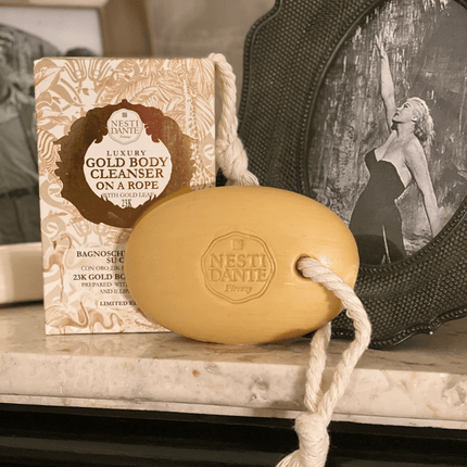 Nesti Dante Luxury Gold Body Cleanser On A Rope 150g