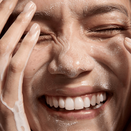 The INKEY List Hydrating Cream-to-milk Cleanser 180ml