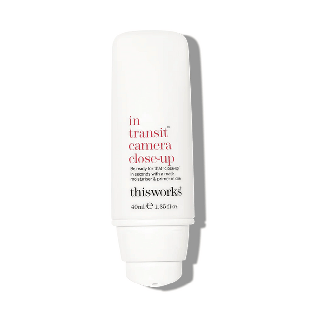 This Works In Transit Camera Close Up 40ml